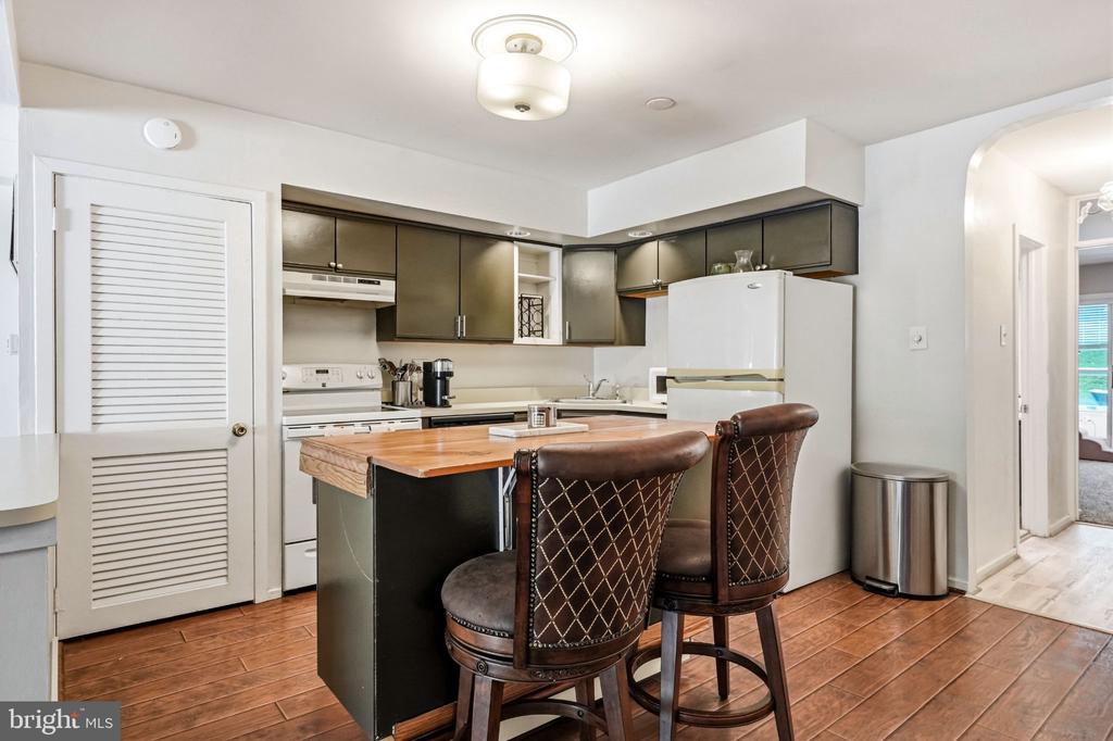 26A RIVERHILL
