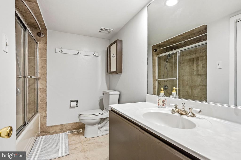 26A RIVERHILL