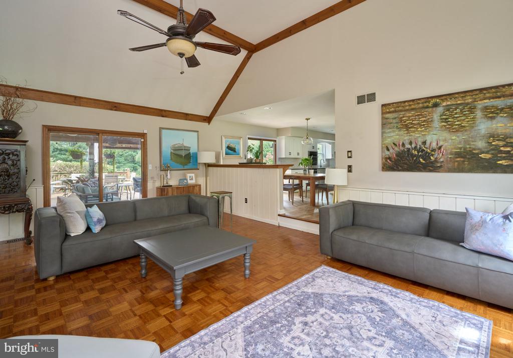 3173 ANTLER DRIVE
