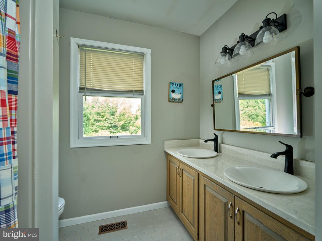 3173 ANTLER DRIVE