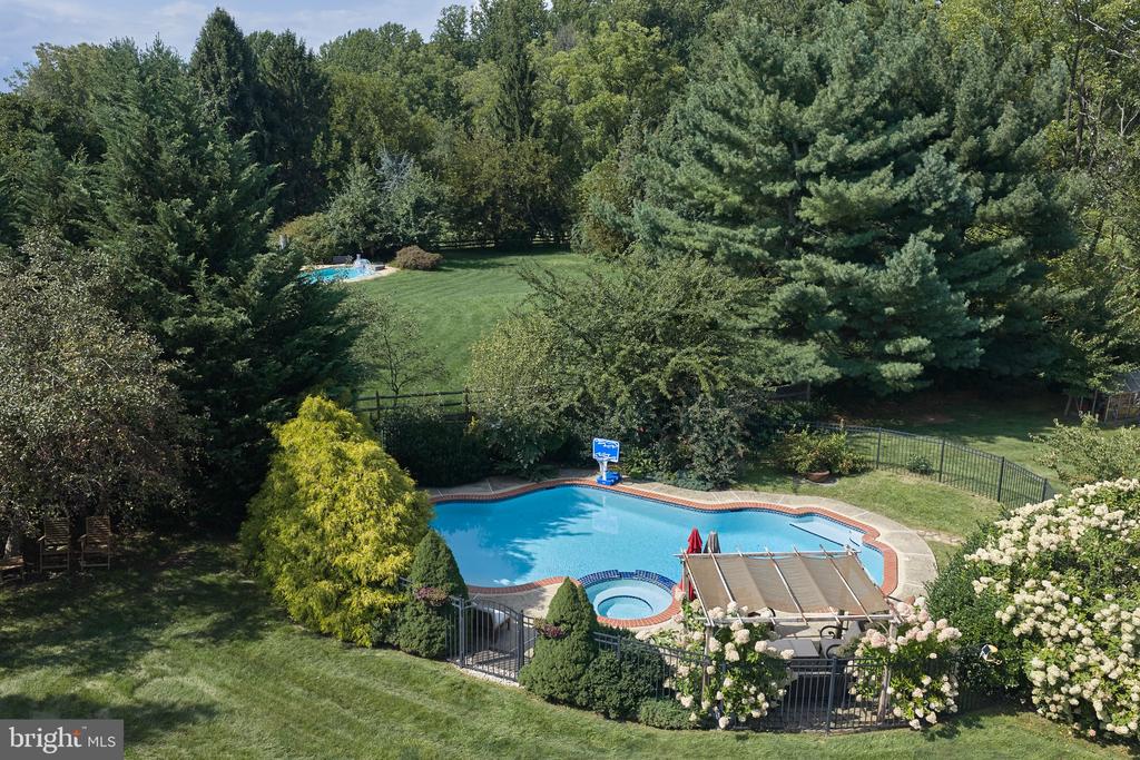 3173 ANTLER DRIVE