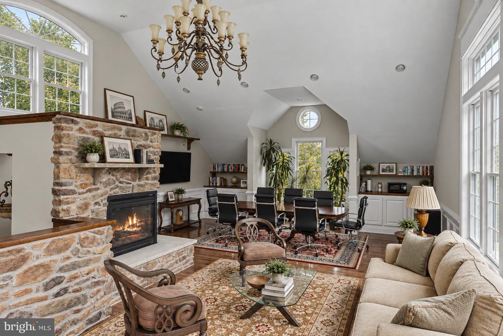 111 MEADOW VIEW DRIVE