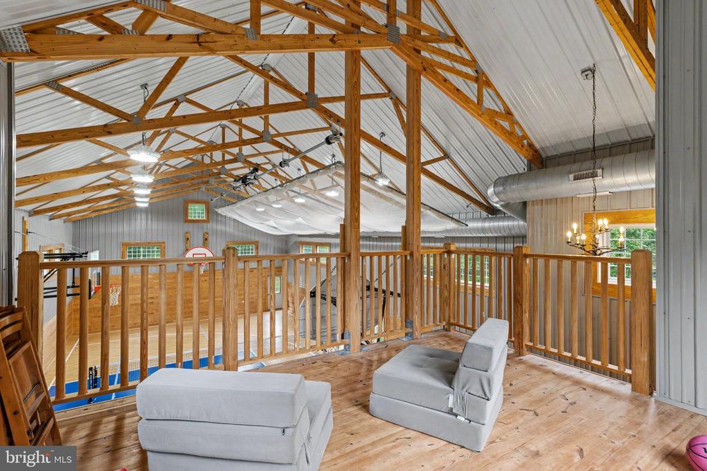 111 MEADOW VIEW DRIVE