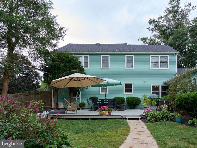 3889 ROBIN ROAD