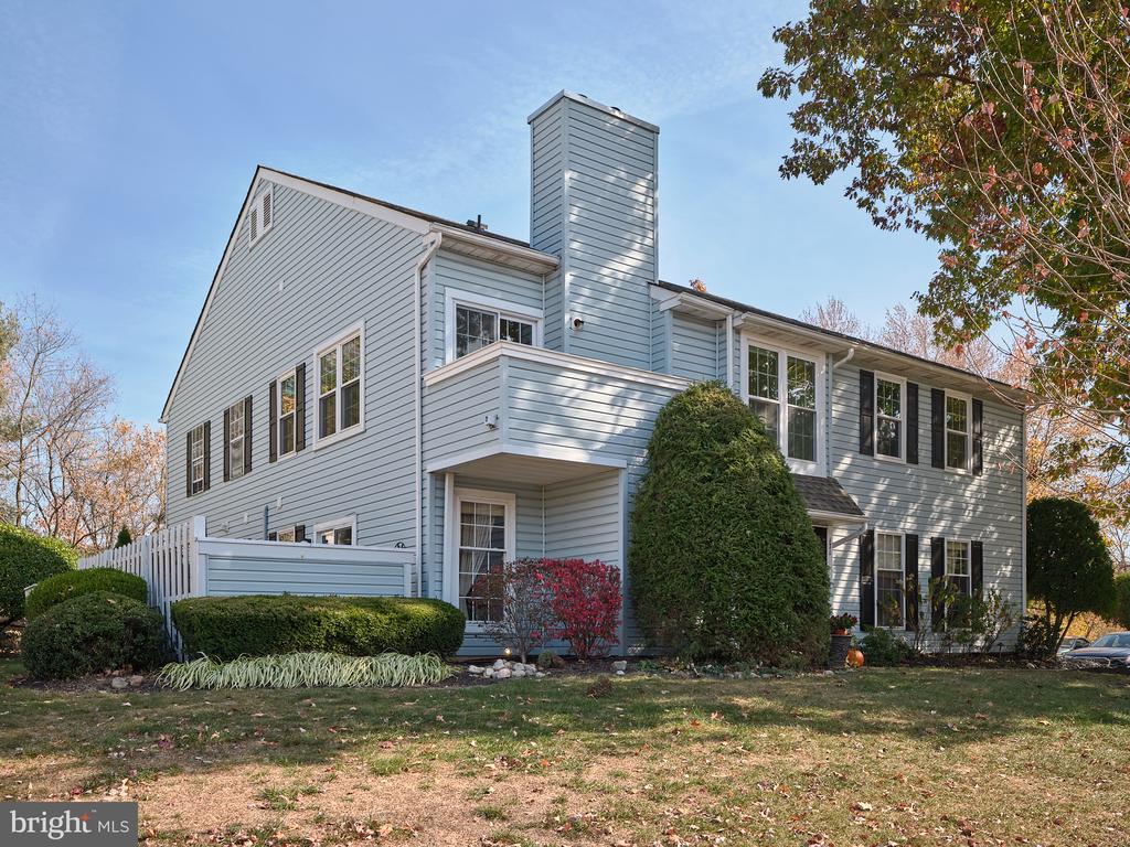 171 SHIRE DRIVE Unit: 17A