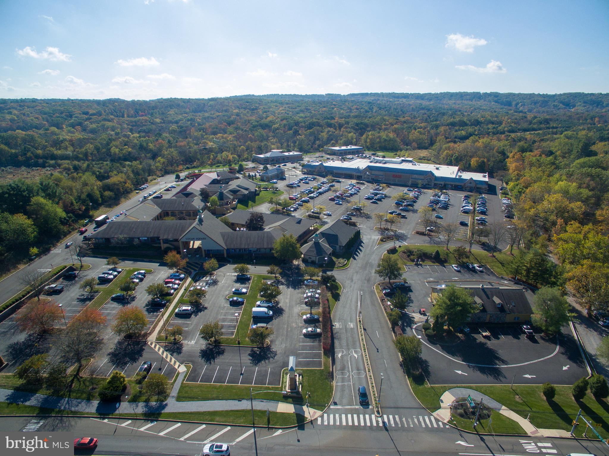 143 LOWER YORK ROAD VR8