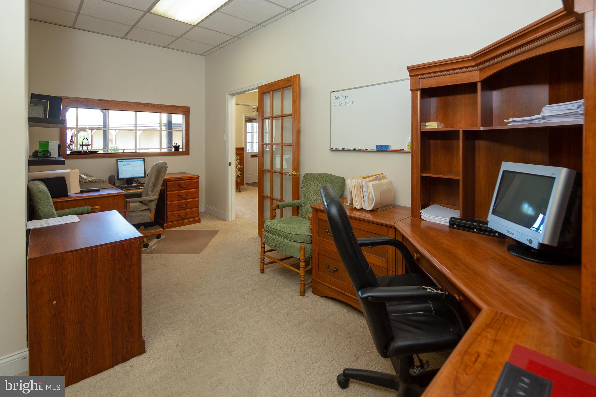143 LOWER YORK ROAD VR8