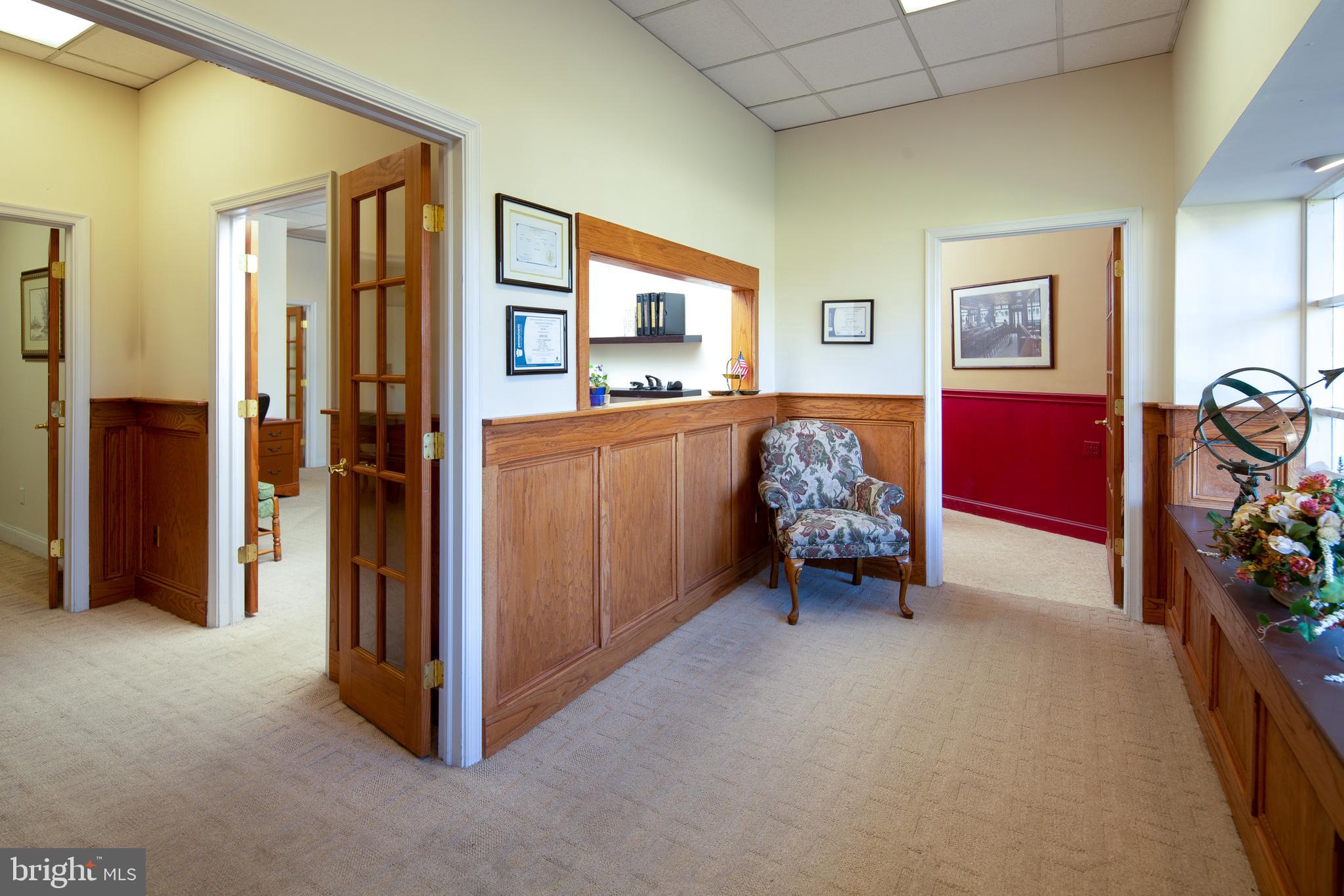 143 LOWER YORK ROAD VR8