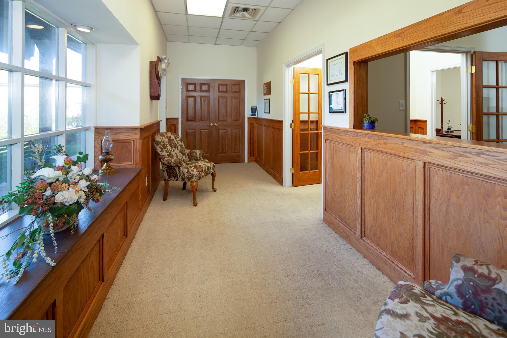 143 LOWER YORK ROAD VR8