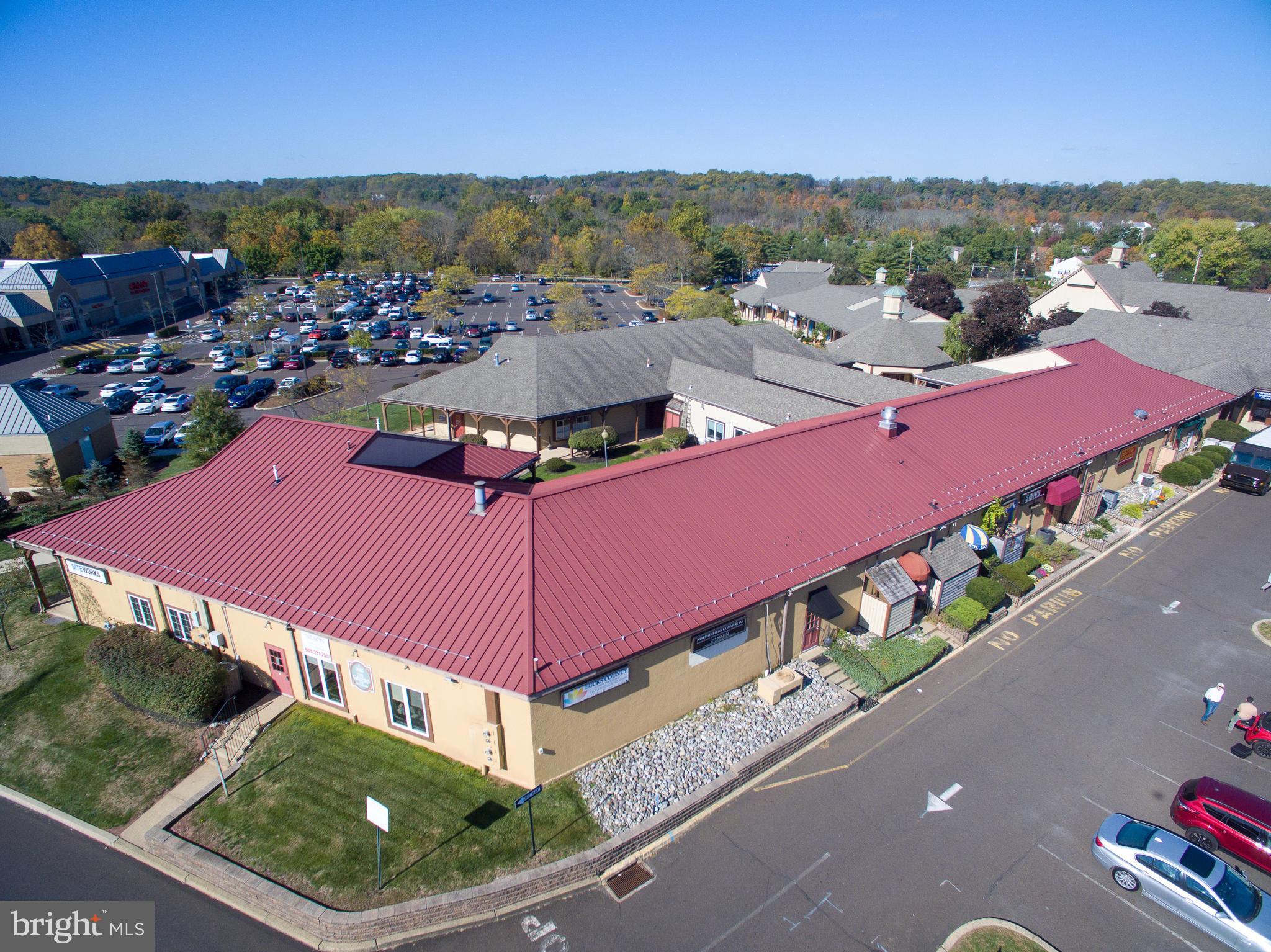 143 LOWER YORK ROAD VR8