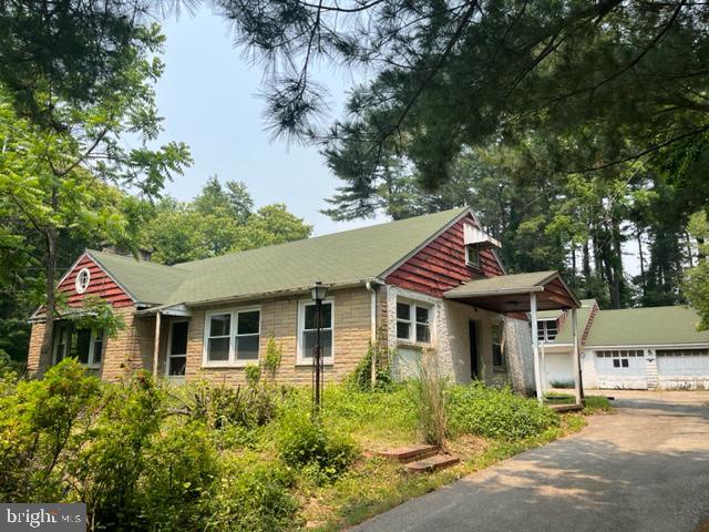 425 PAWLINGS ROAD