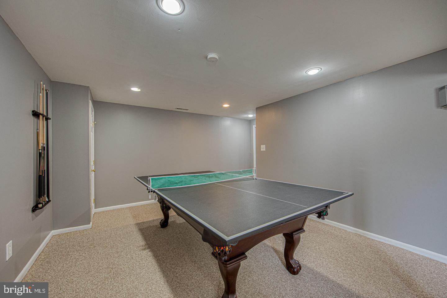 807 TREMONT DRIVE
