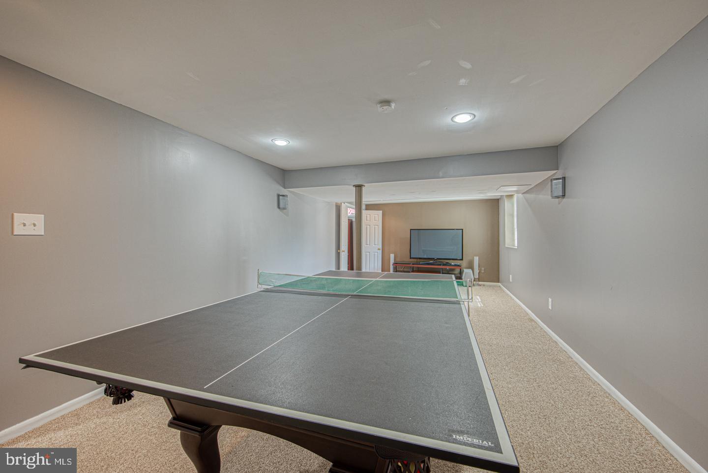 807 TREMONT DRIVE