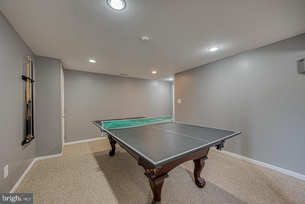 807 TREMONT DRIVE