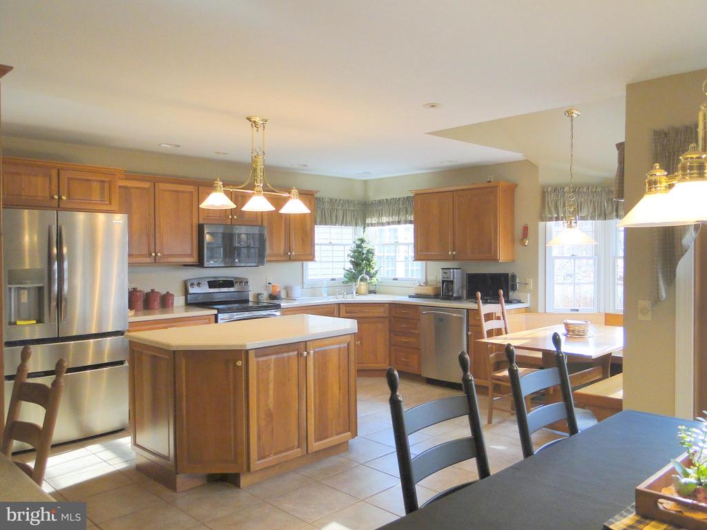 8504 DOGWOOD DRIVE