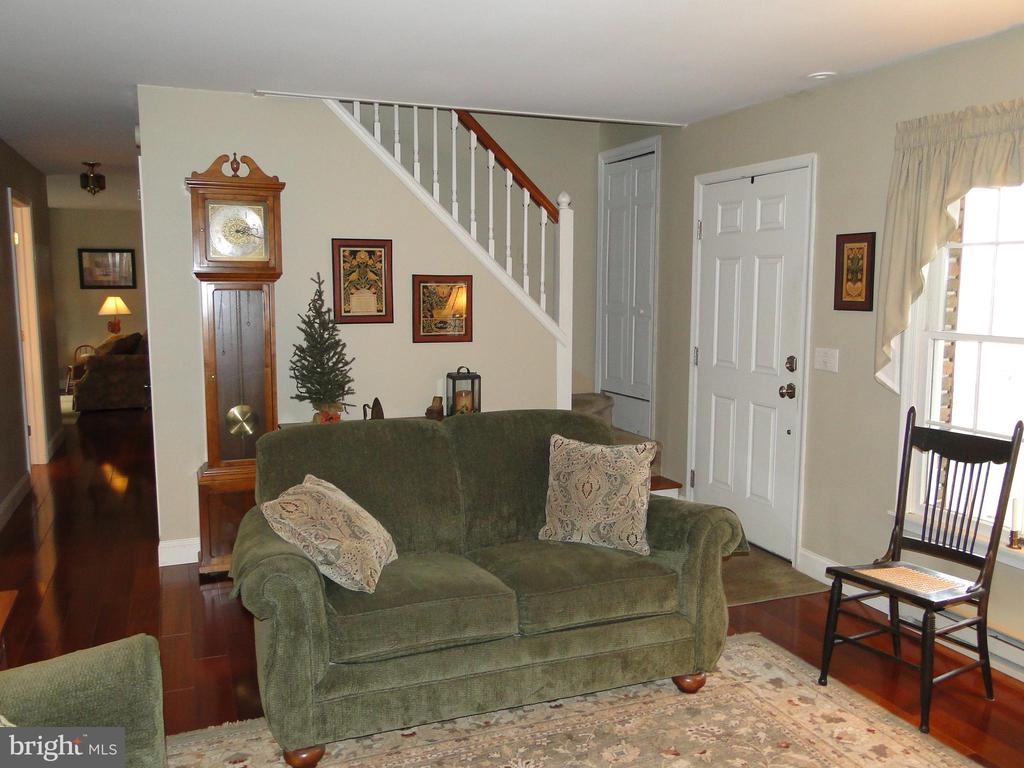 8504 DOGWOOD DRIVE