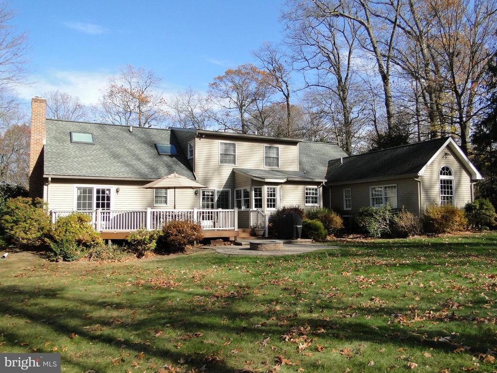 8504 DOGWOOD DRIVE