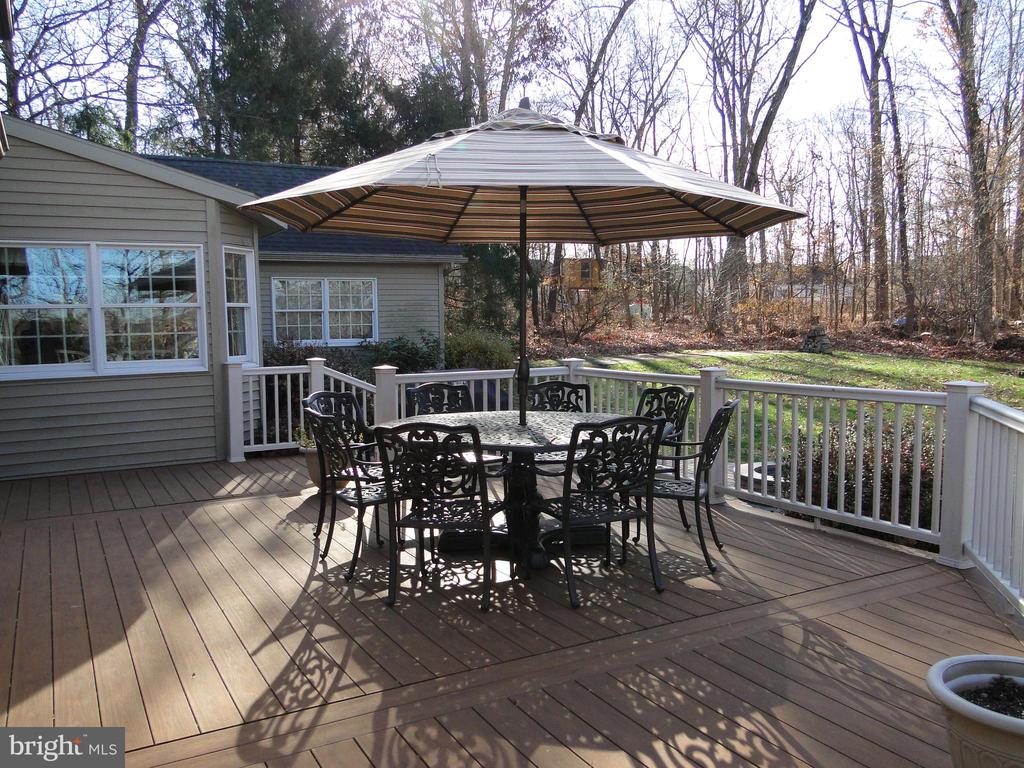 8504 DOGWOOD DRIVE