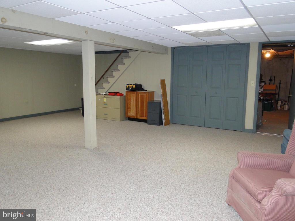 8504 DOGWOOD DRIVE