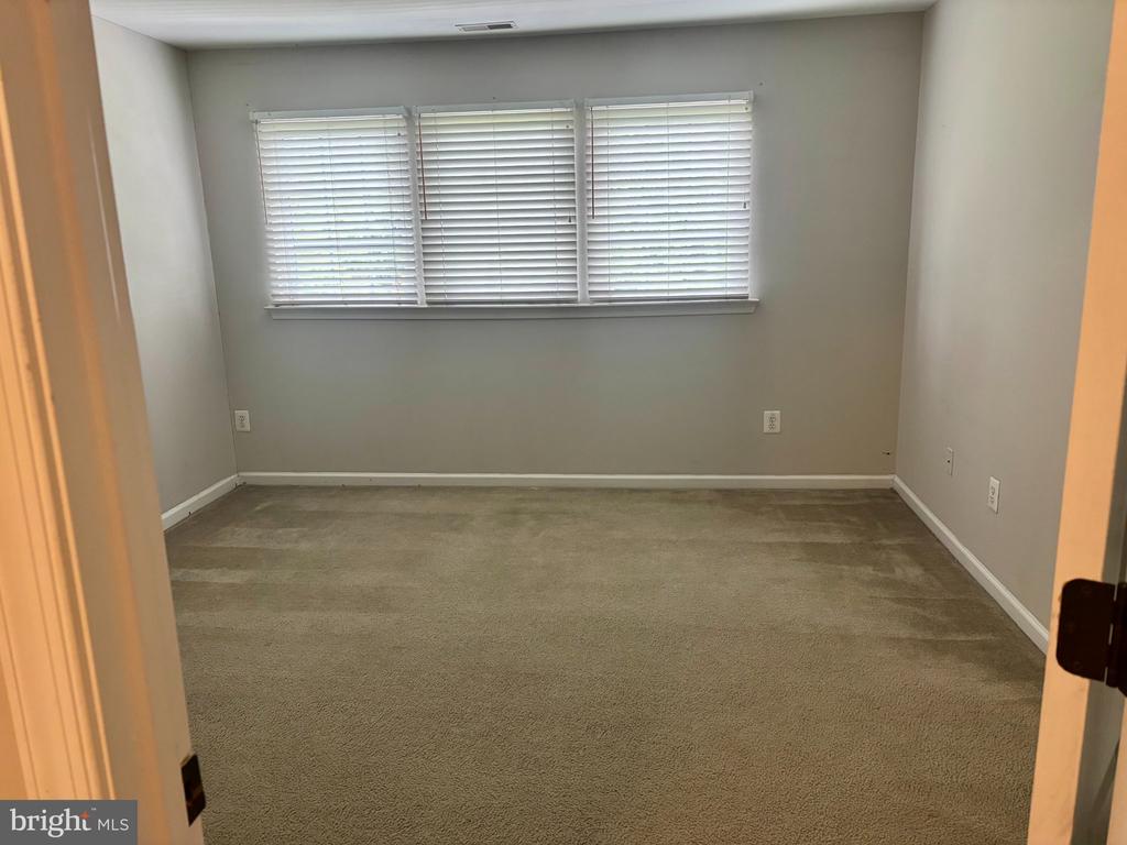 4606 JASMINE DRIVE