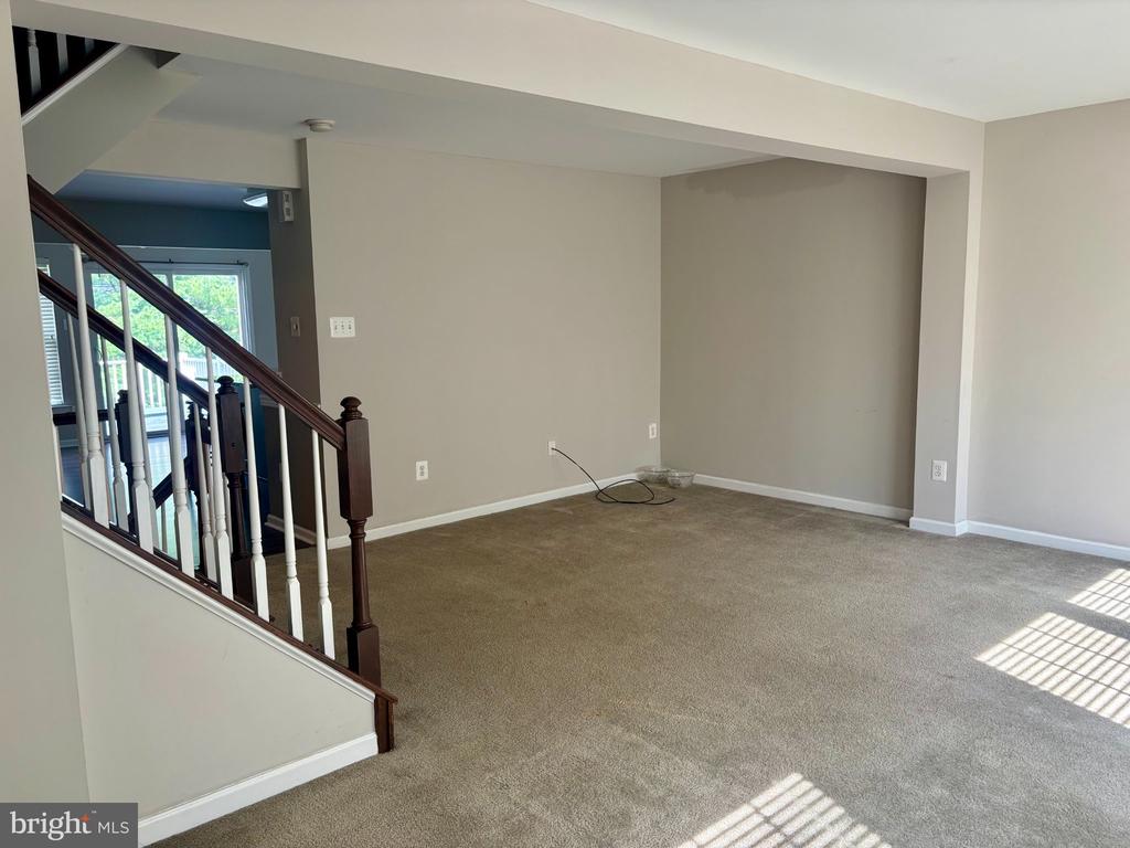 4606 JASMINE DRIVE