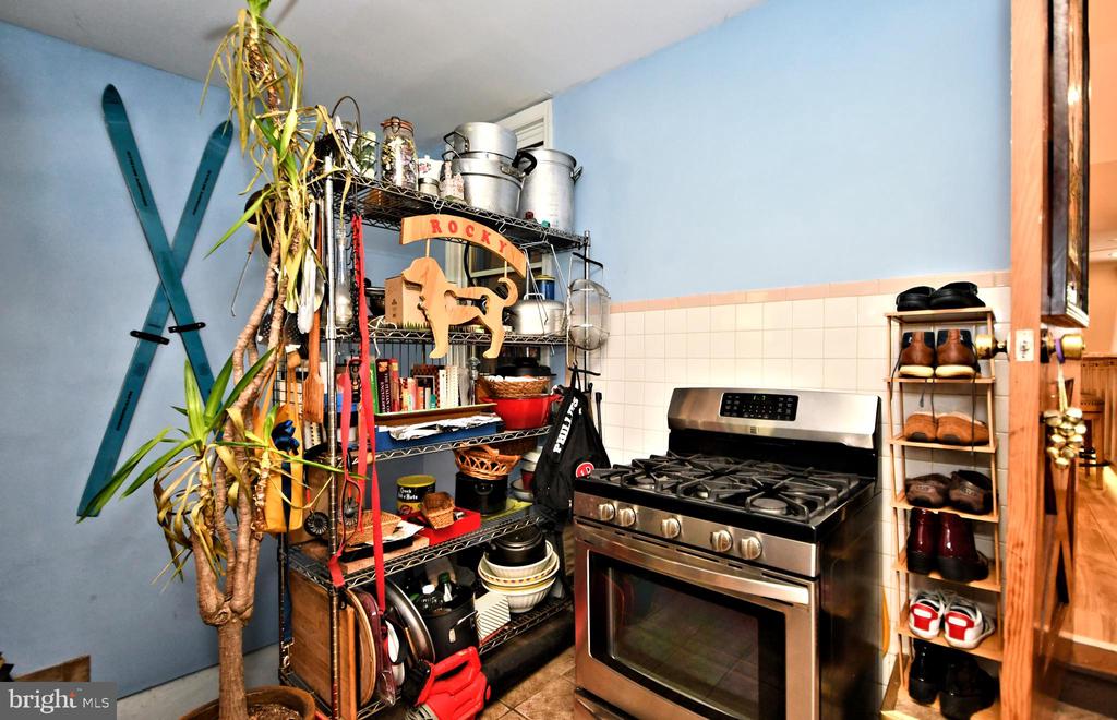 1626 FITZWATERTOWN ROAD