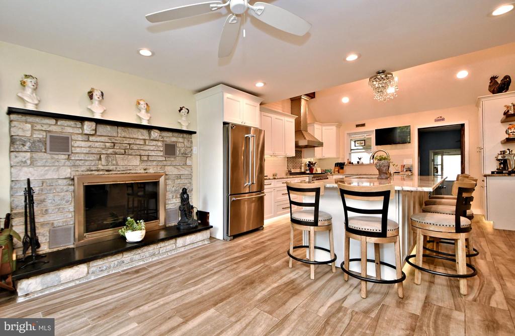 1626 FITZWATERTOWN ROAD