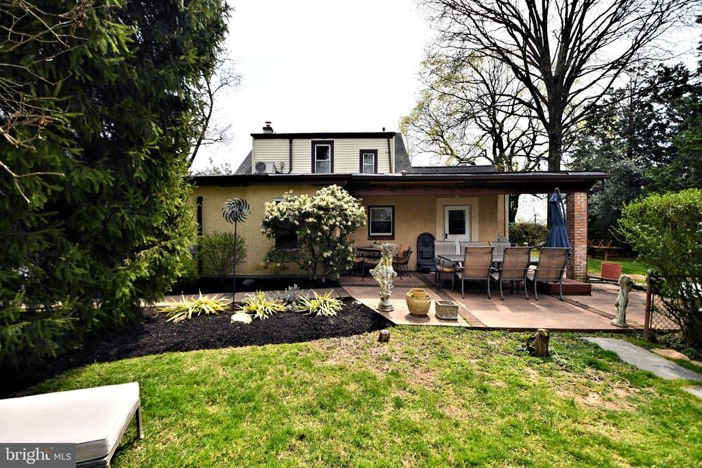1626 FITZWATERTOWN ROAD
