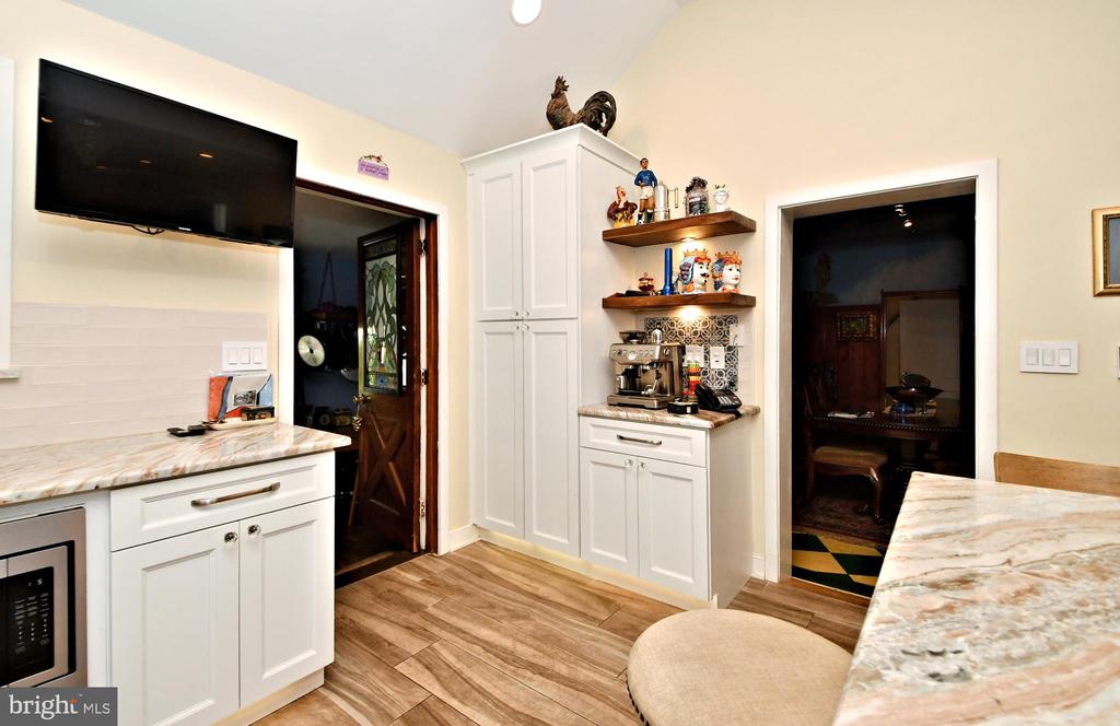 1626 FITZWATERTOWN ROAD