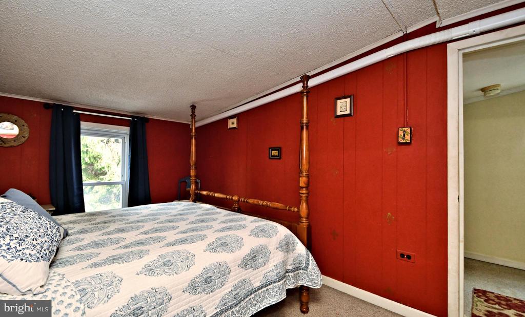 1626 FITZWATERTOWN ROAD
