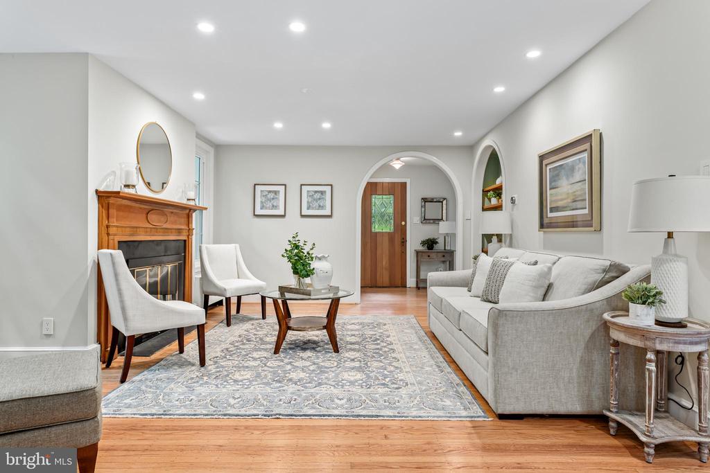 751 CLARENDON ROAD