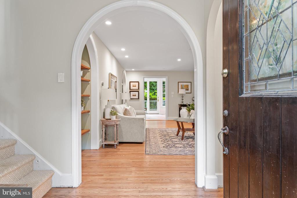 751 CLARENDON ROAD