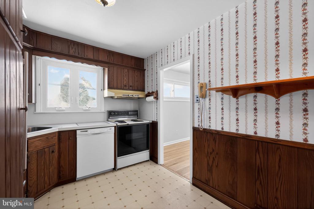 205 WILLARD ROAD