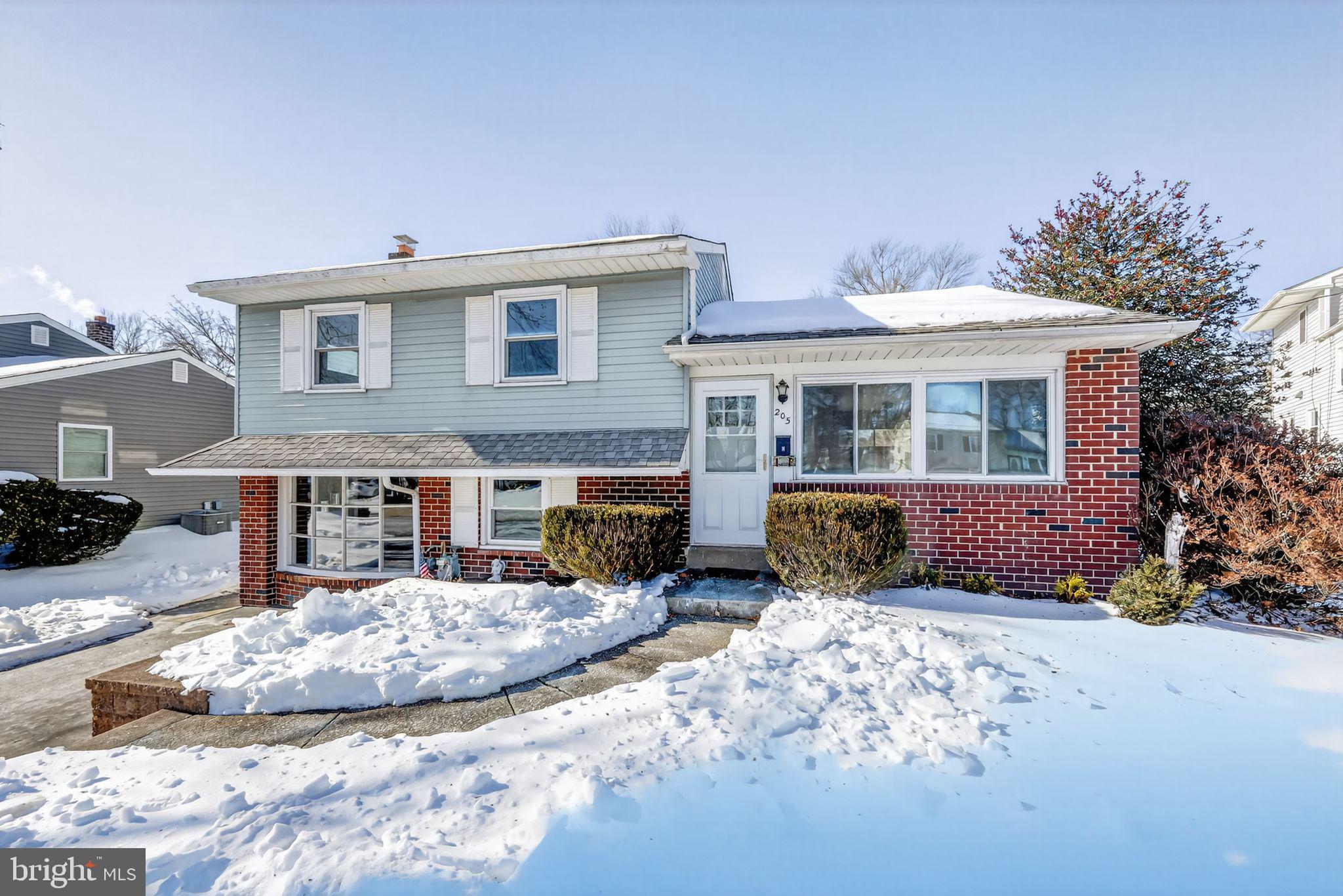 205 WILLARD ROAD