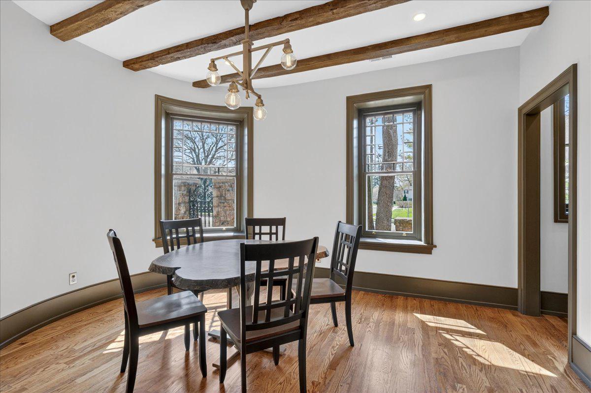701 S BETHLEHEM PIKE