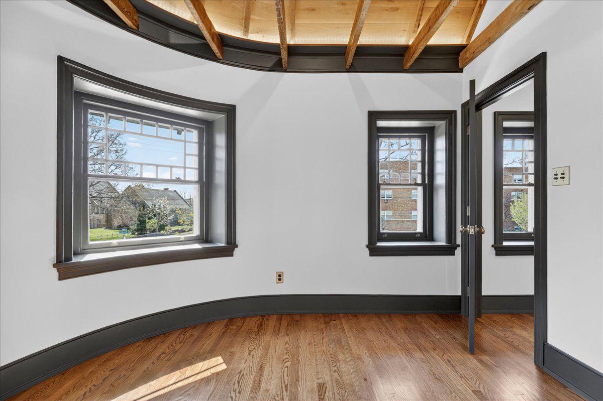 701 S BETHLEHEM PIKE