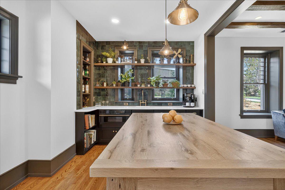 701 S BETHLEHEM PIKE