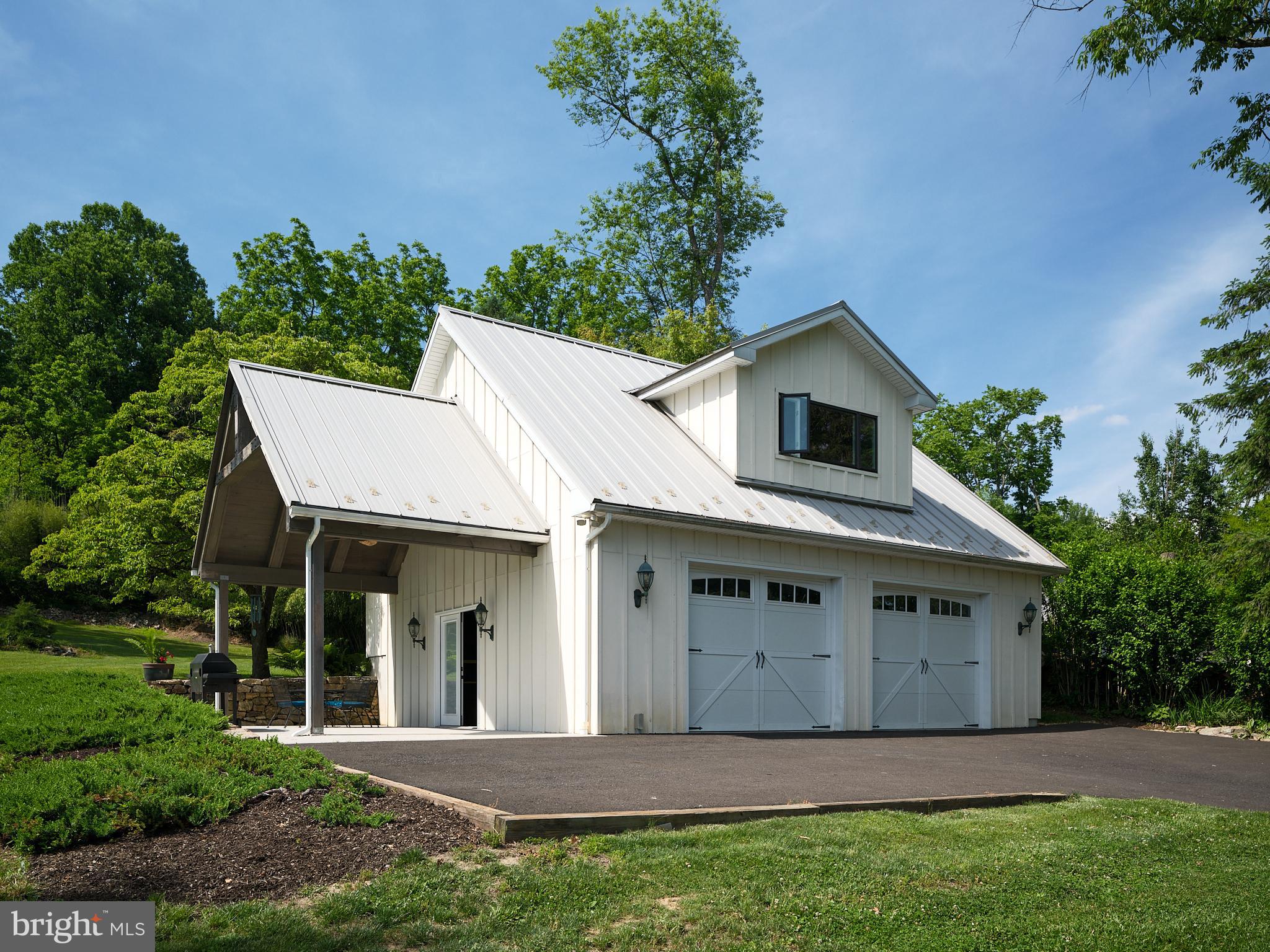 210 SUNNYSIDE ROAD