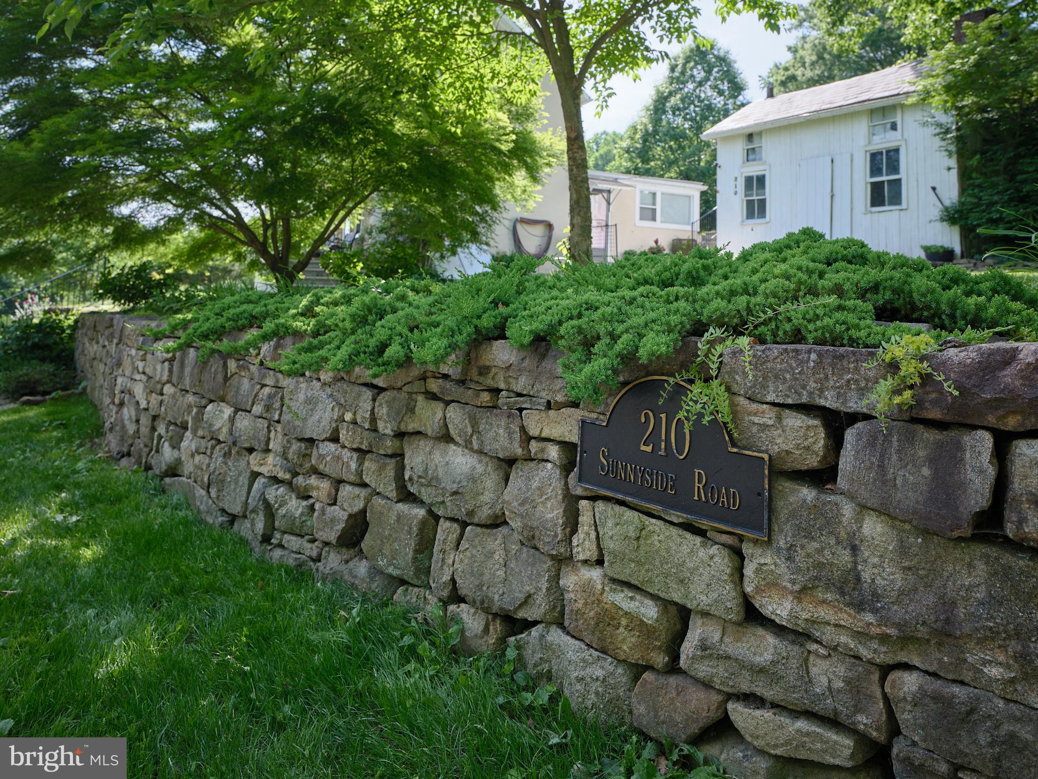 210 SUNNYSIDE ROAD