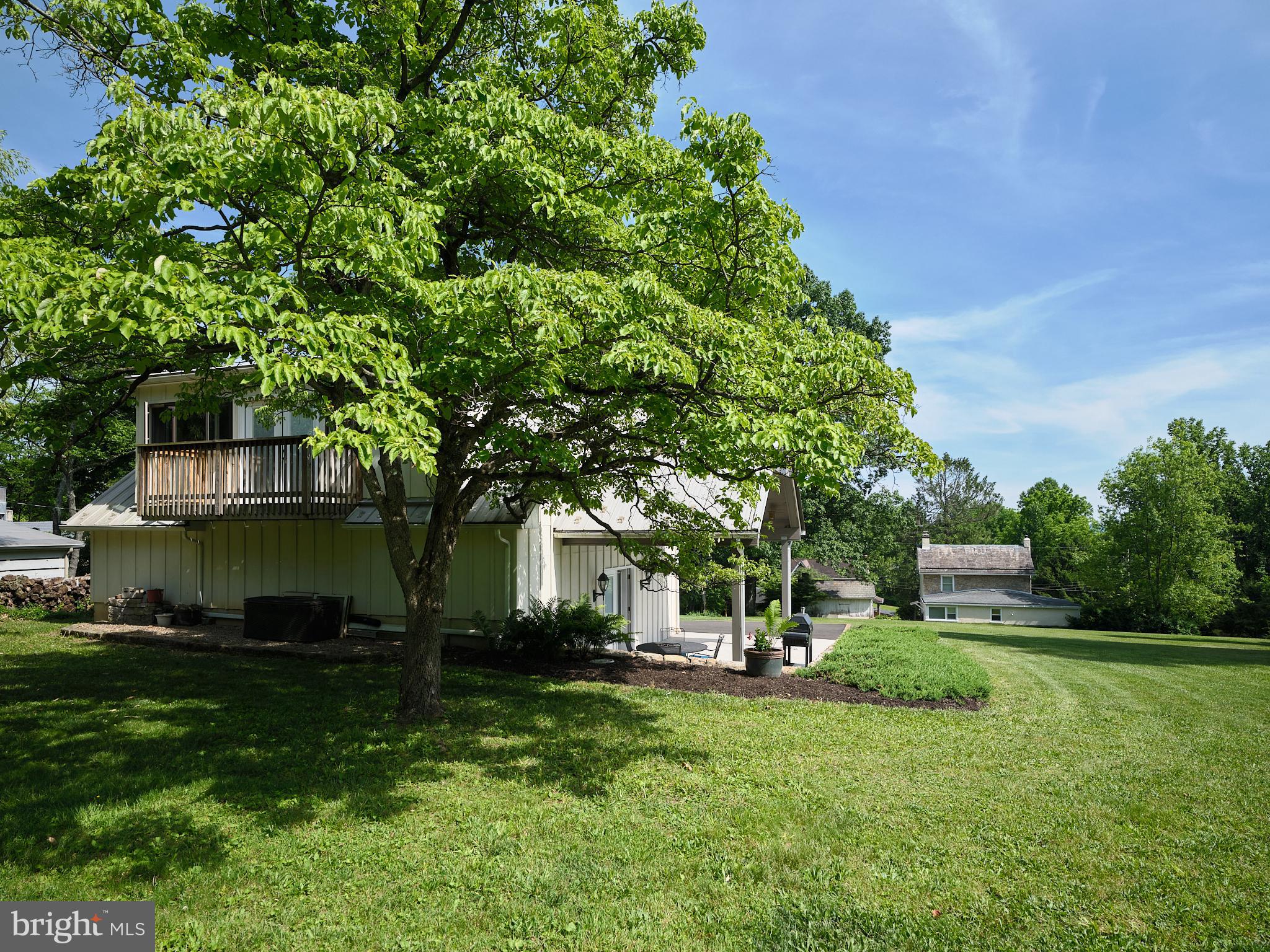 210 SUNNYSIDE ROAD