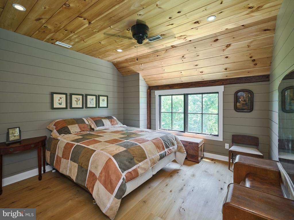 305 BOUGHER HILL ROAD