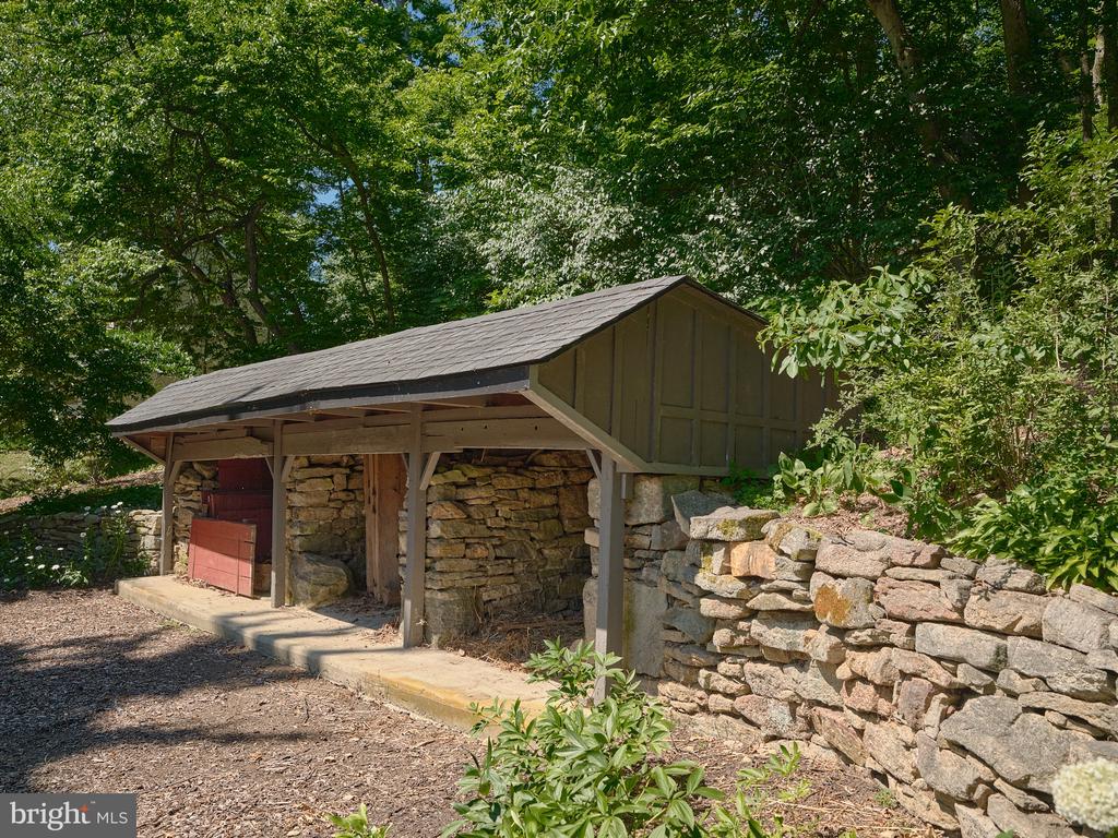 305 BOUGHER HILL ROAD