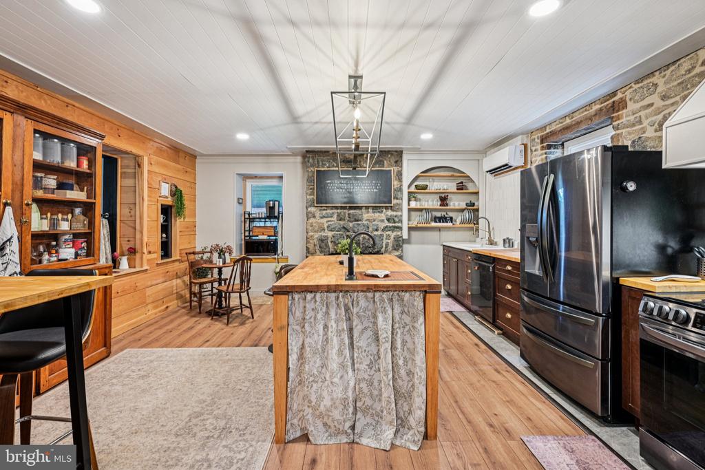 64 CONNARD DRIVE
