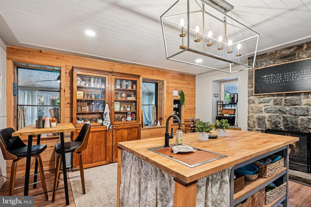 64 CONNARD DRIVE