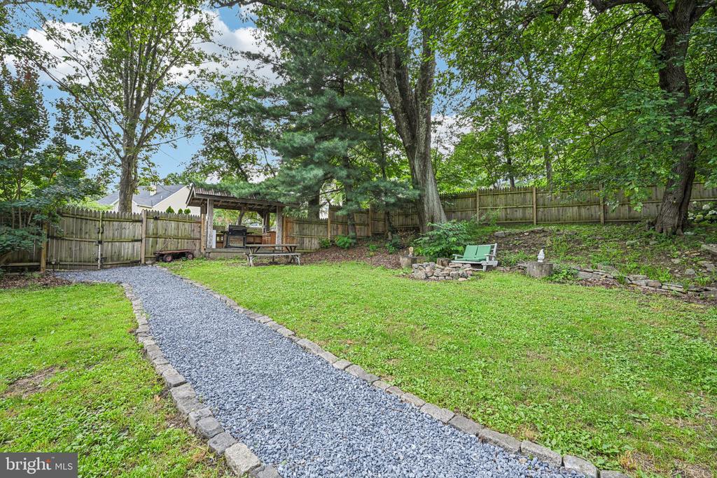 64 CONNARD DRIVE