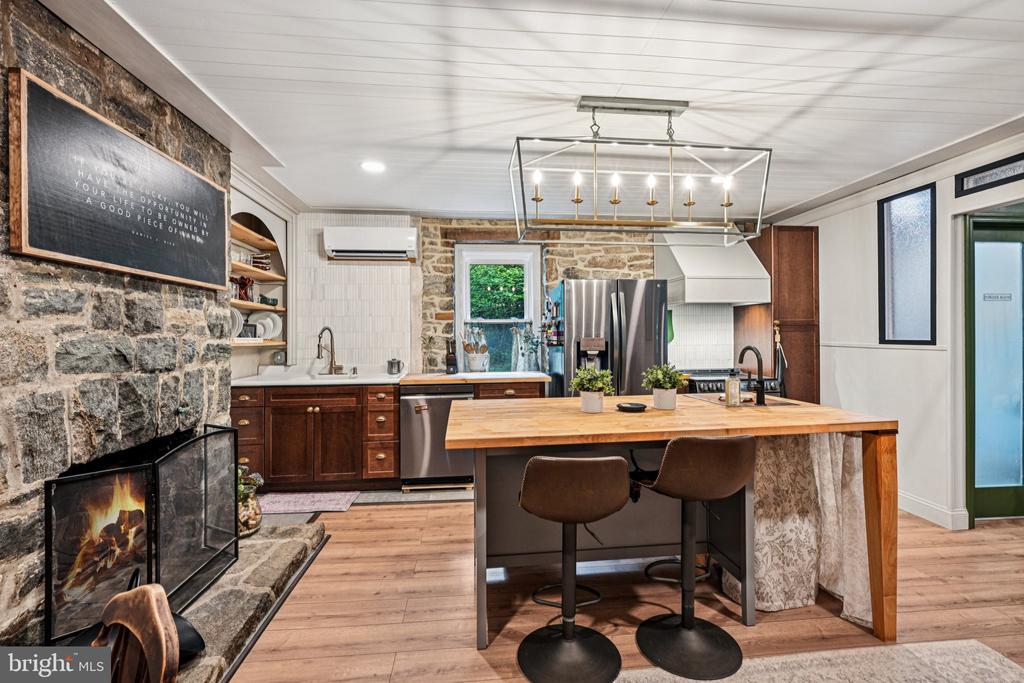 64 CONNARD DRIVE