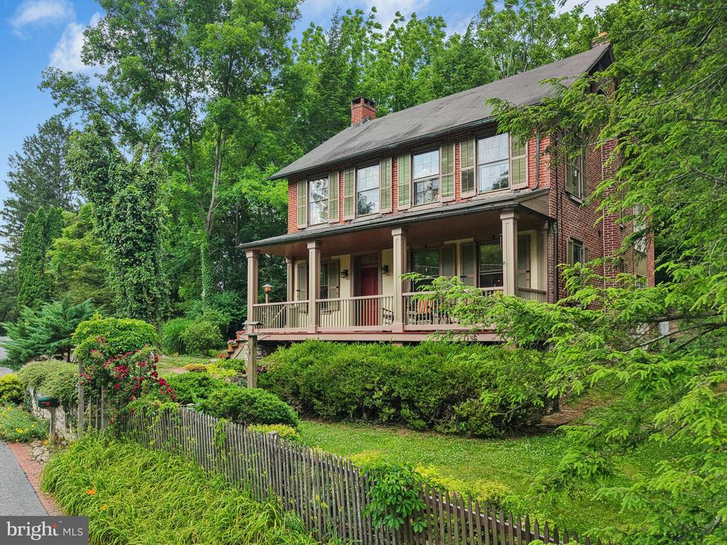 1867 OLD MILL ROAD