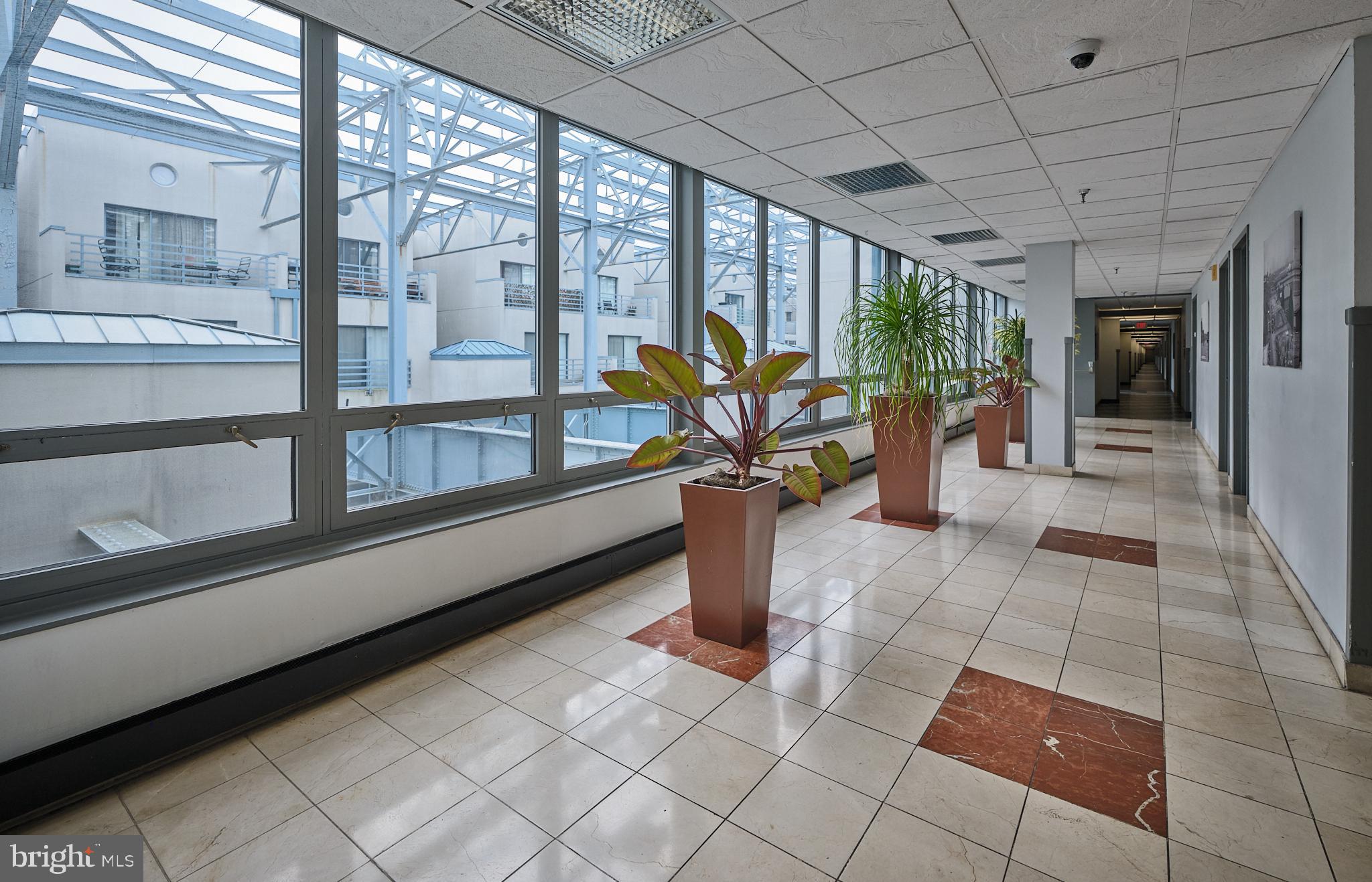 3 N COLUMBUS BOULEVARD MD329
