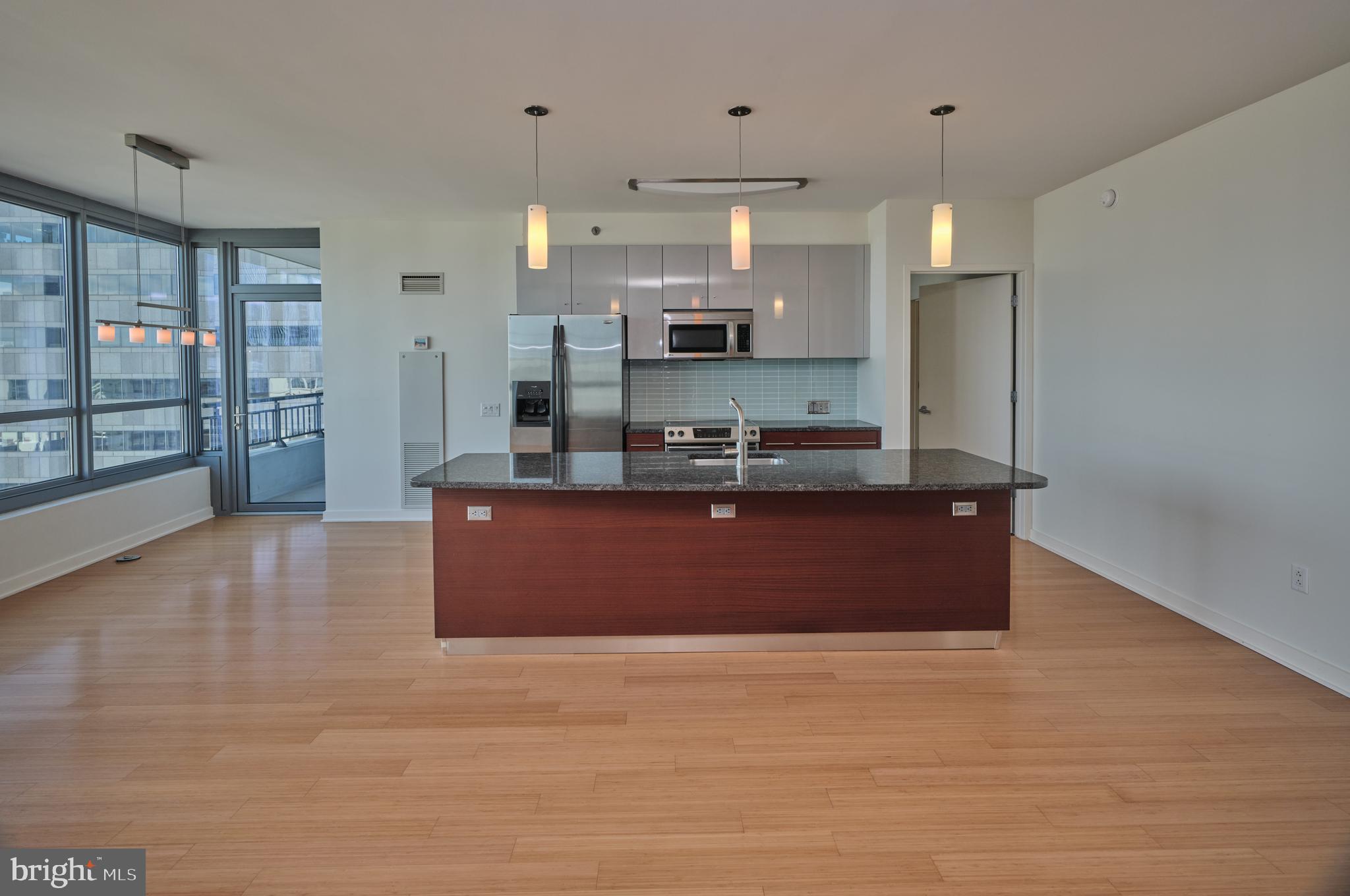 2101 MARKET STREET 1601
