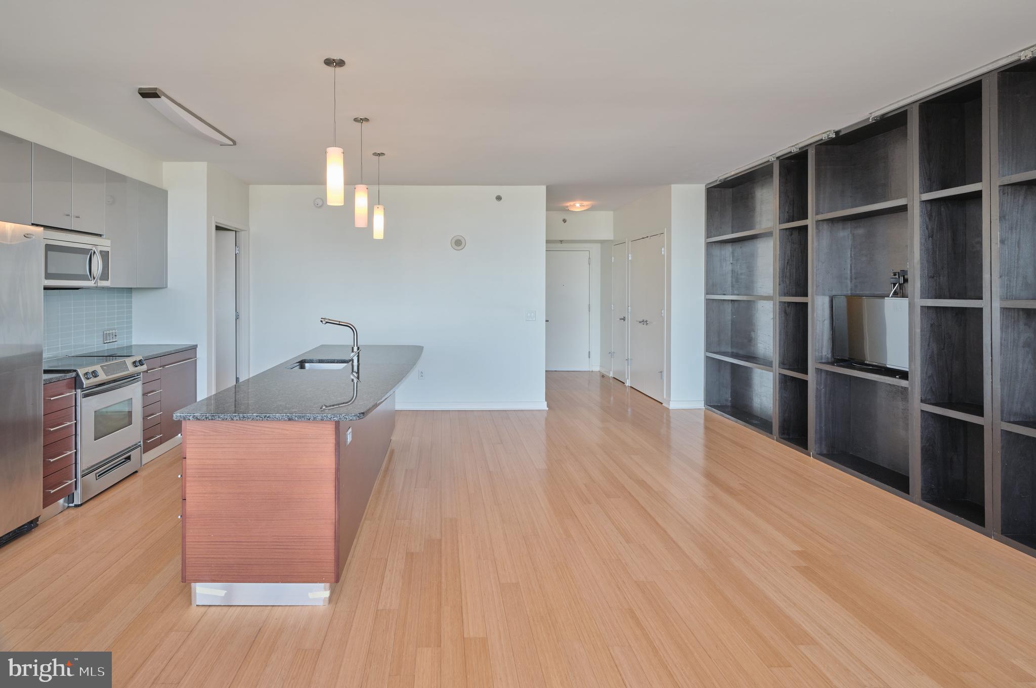 2101 MARKET STREET 1601